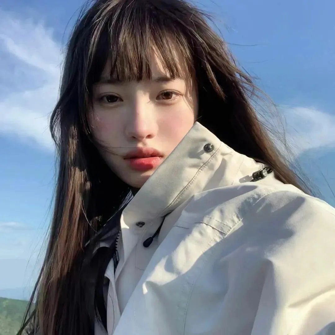 红天鹅